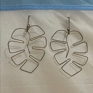 Elegant Gold Leaf Earrings